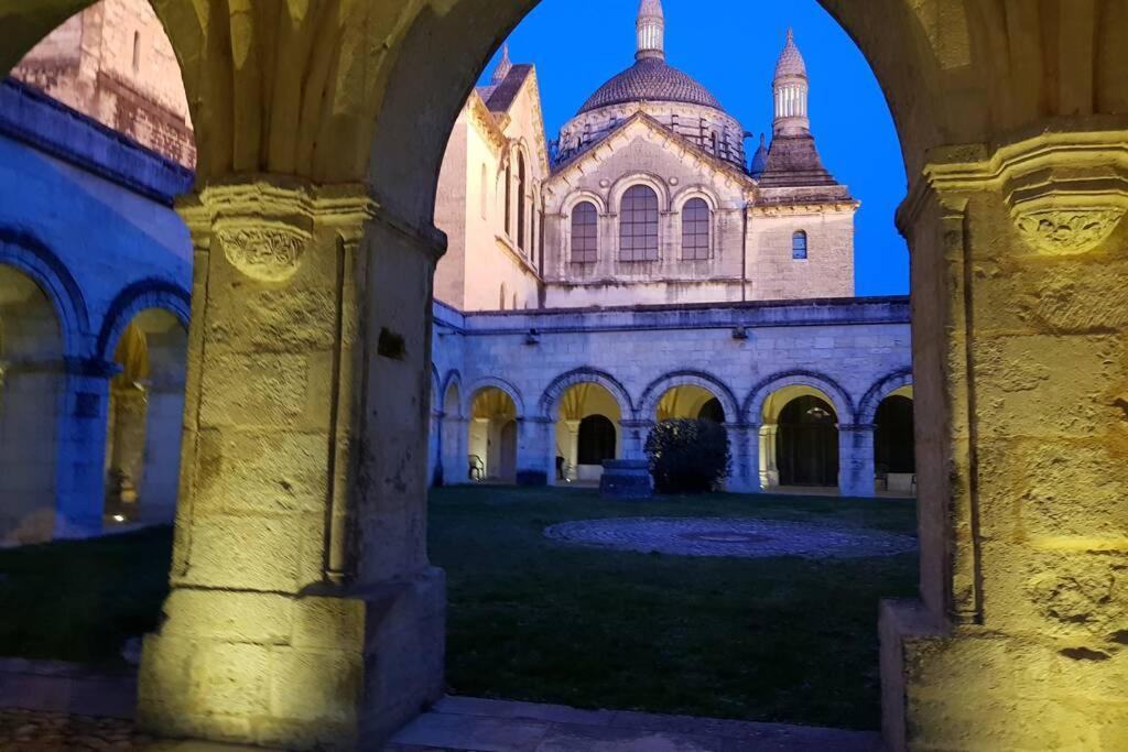 Appartamento Superbe loft t4 de 96 M2 au coeur Périgueux Esterno foto