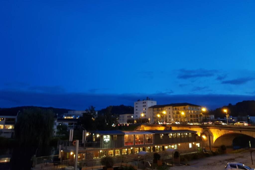 Appartamento Superbe loft t4 de 96 M2 au coeur Périgueux Esterno foto